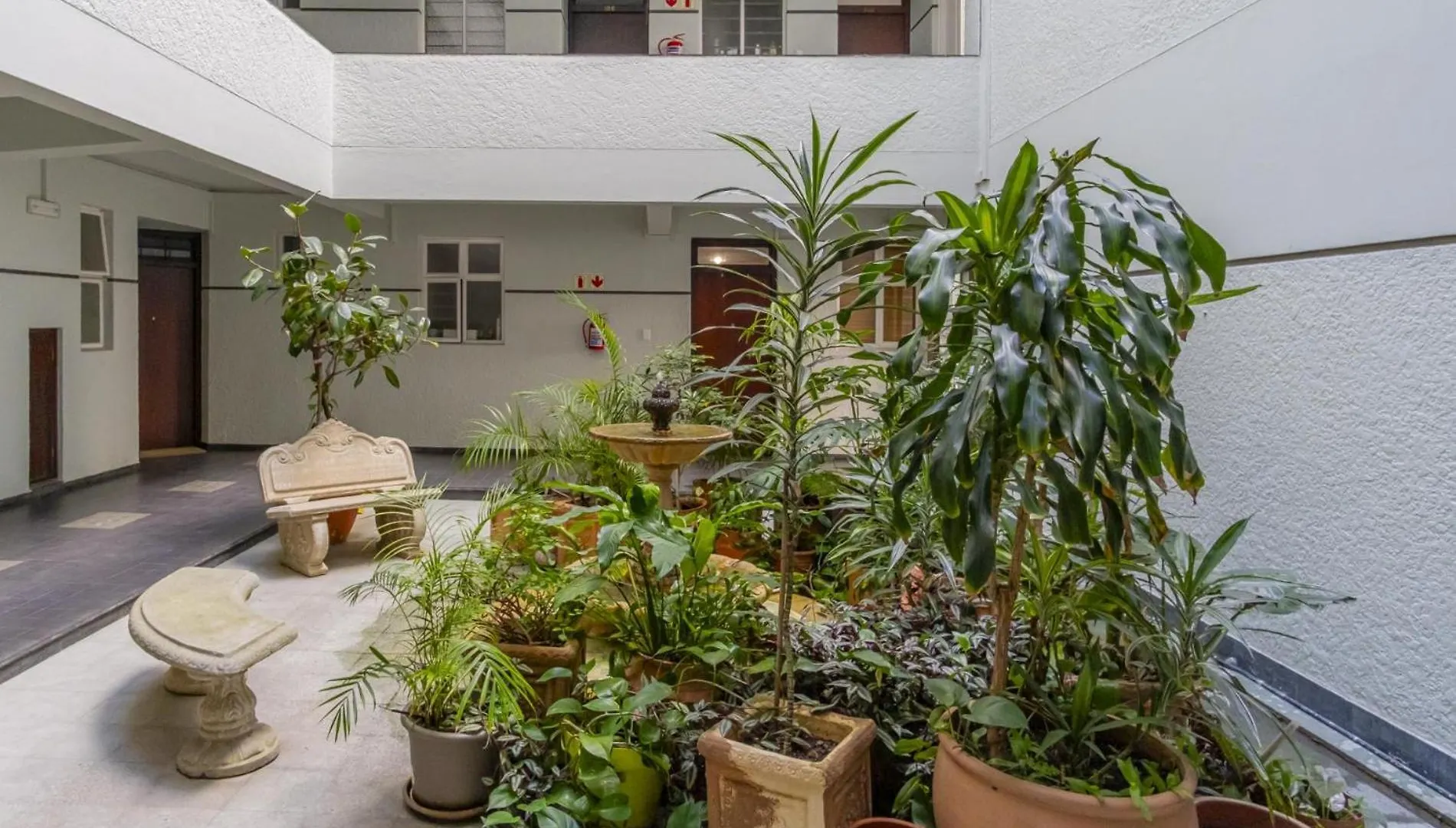 Knightsbridge 1-Bed Seaside Apartment Cape Town